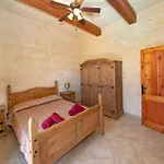 בית נופש Ta Xandru Triq Marsalforn Gozo *