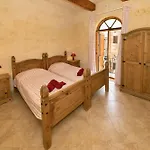 Ta Xandru Triq Marsalforn Gozo