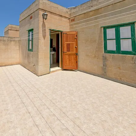 Ta Xandru Triq Marsalforn Gozo
